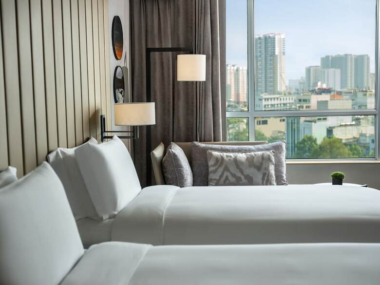 New World Saigon Hotel