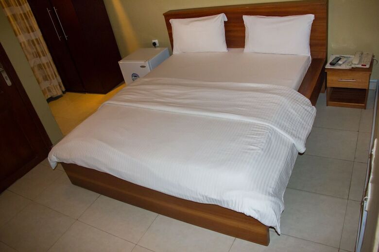 Kebbi Hotel