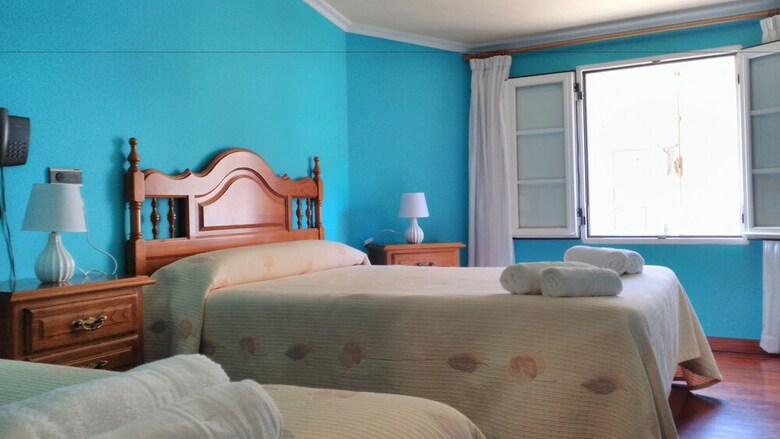 Residencia Hostal Pico Sacro I