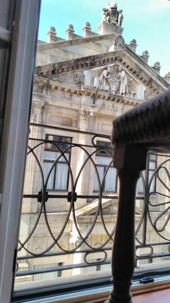 Residencia Hostal Pico Sacro I
