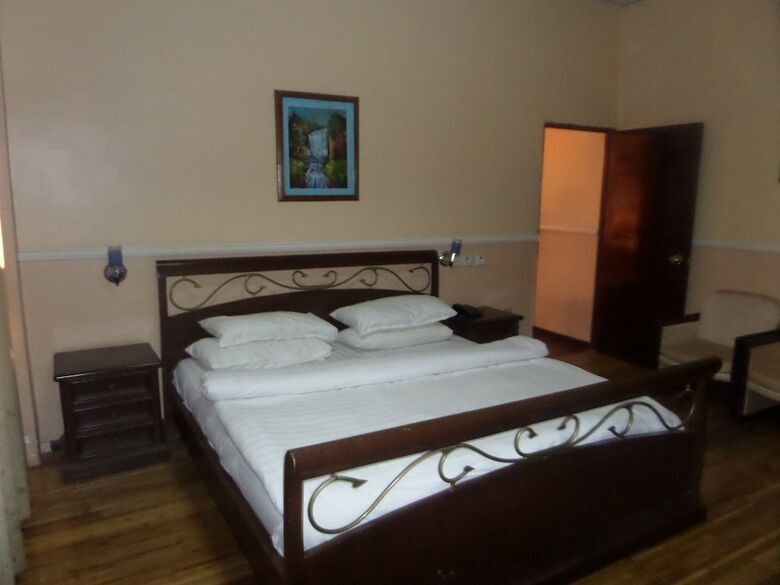 Hotel Arcade Suites