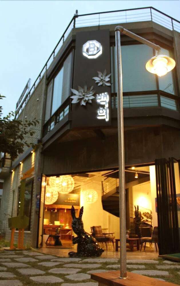 Hotel Becky Guesthouse
