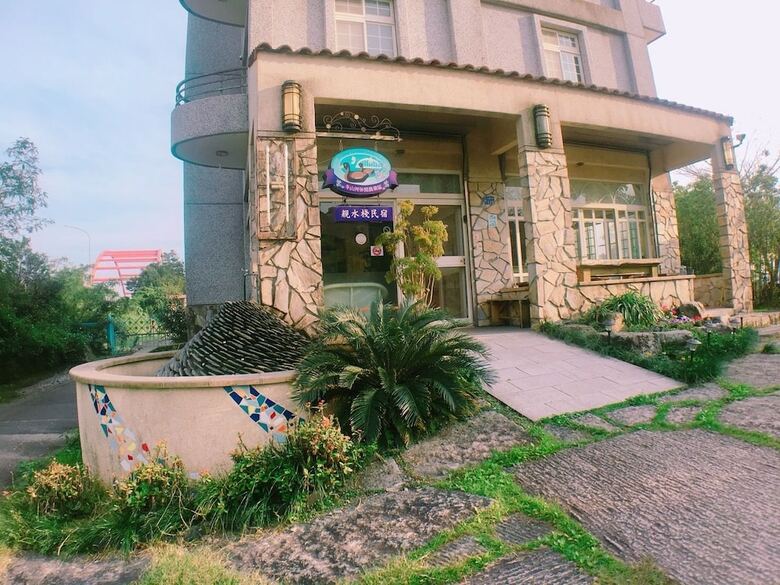 Riverside B&B