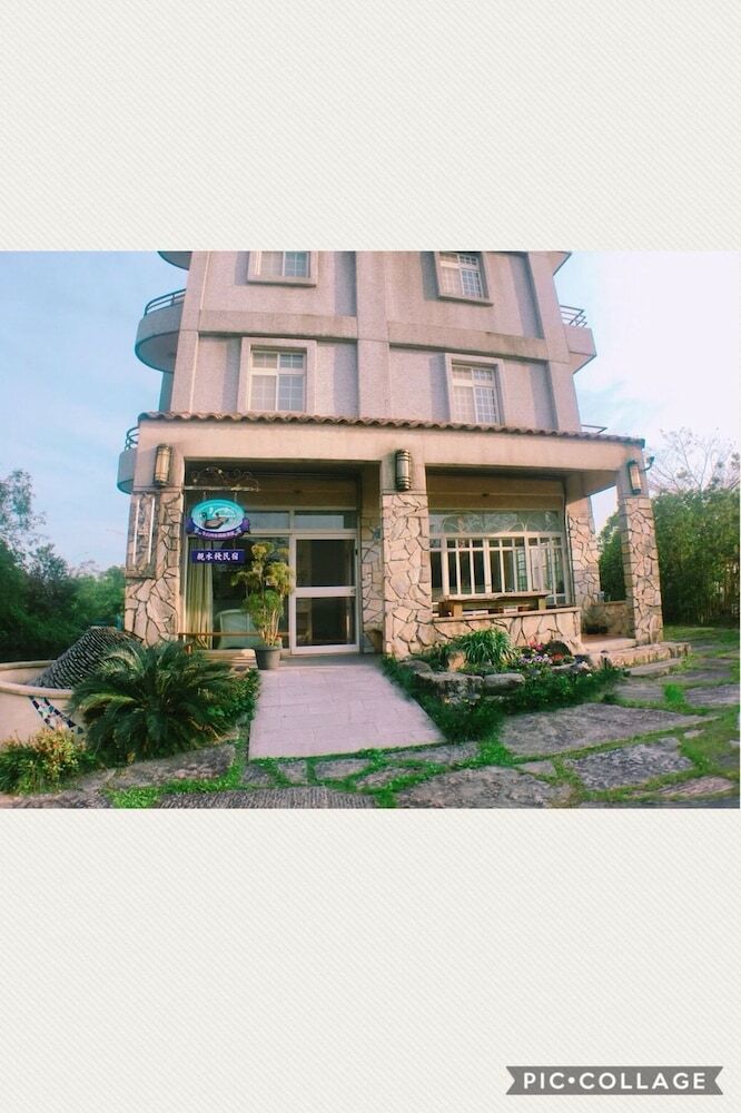 Riverside B&B