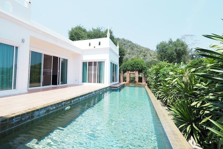Villa Kirimuntra Resort