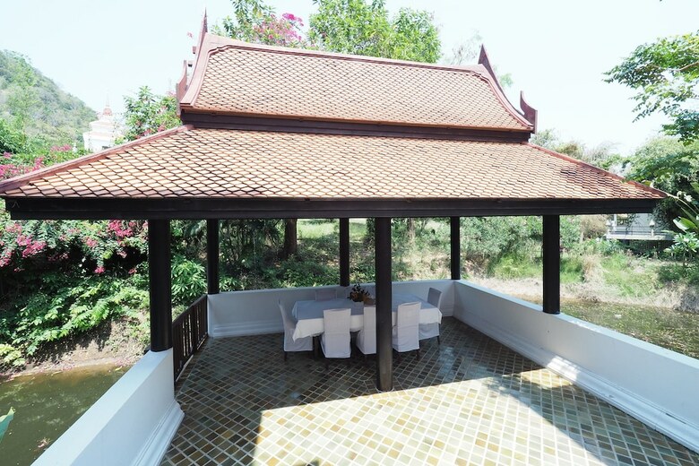 Villa Kirimuntra Resort