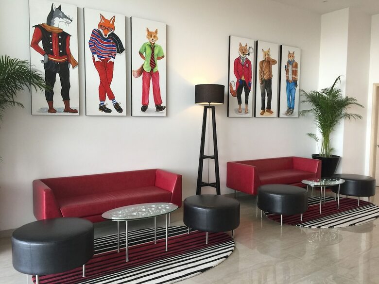 Red Fox Hotel Sec 60 Gurugram