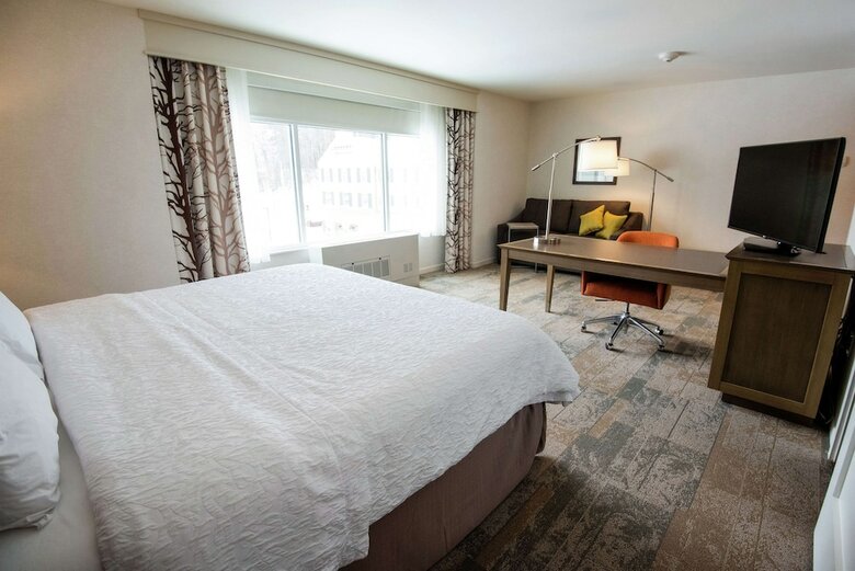 Hotel Hampton Inn And Suites Manchester