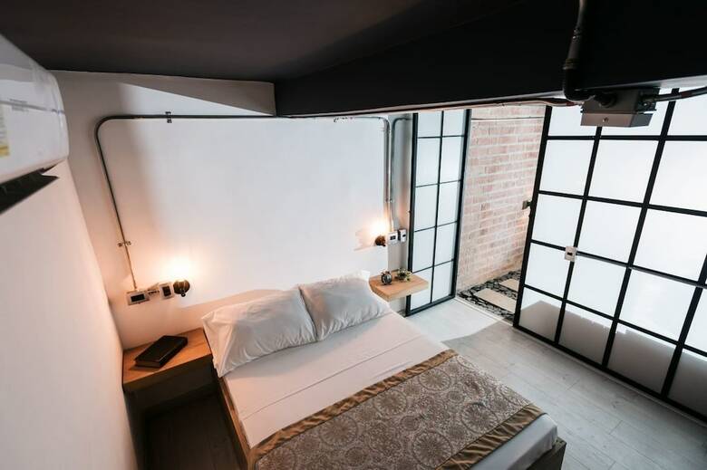 Aparthotel Soy Local Housetel