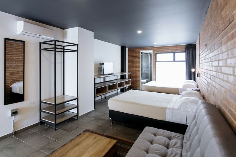 Aparthotel Soy Local Housetel