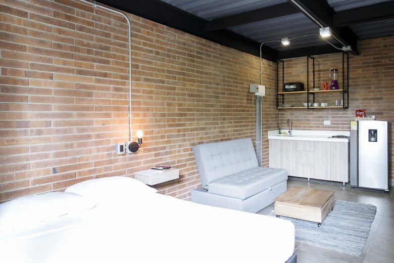 Aparthotel Soy Local Housetel