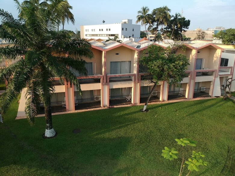 Apartamento Hotel Elais
