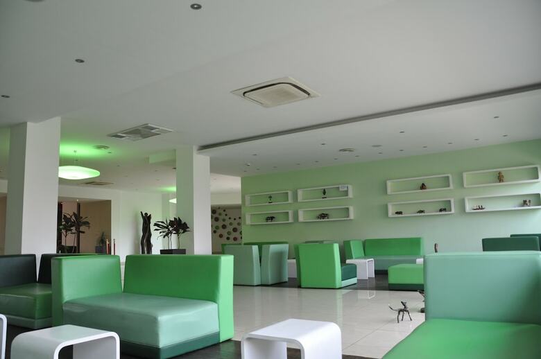 Apartamento Hotel Elais