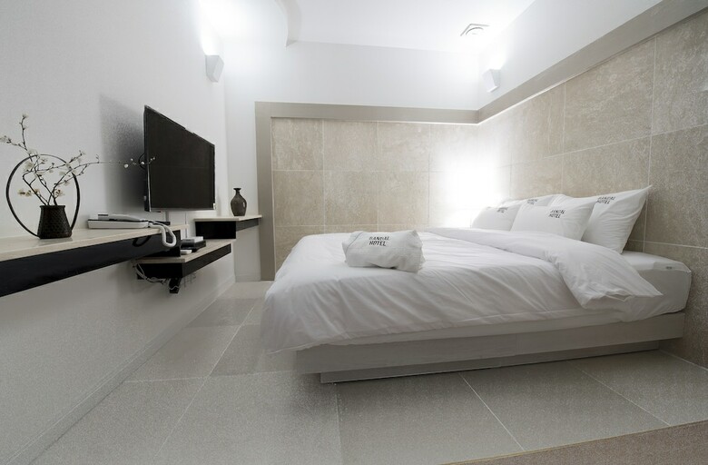 Bandal Hotel