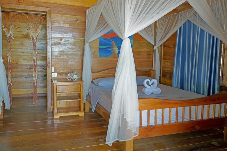 Hotel Tree House Bungalows Resort