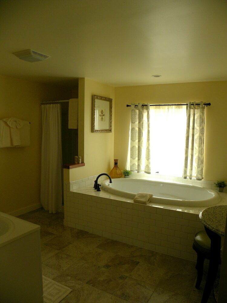 Posada Inn At Buckhorn Cove