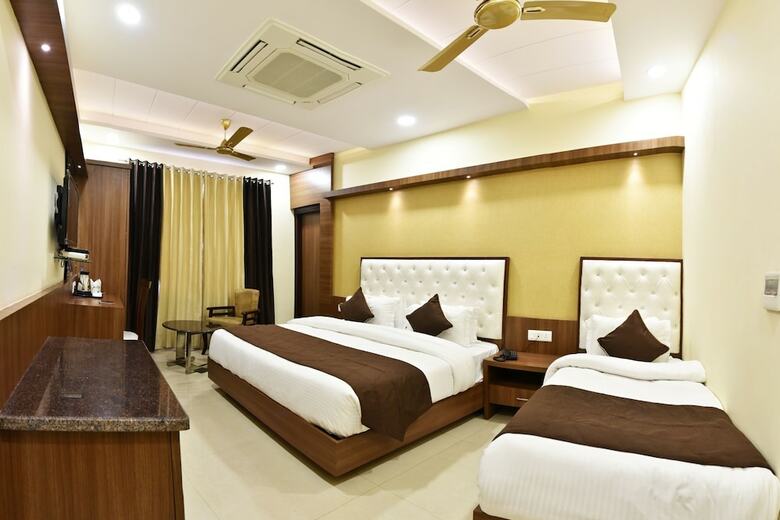 Hotel Amritsar International