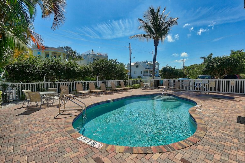 The Beach Club At Anna Maria By Rva