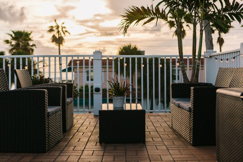The Beach Club At Anna Maria By Rva