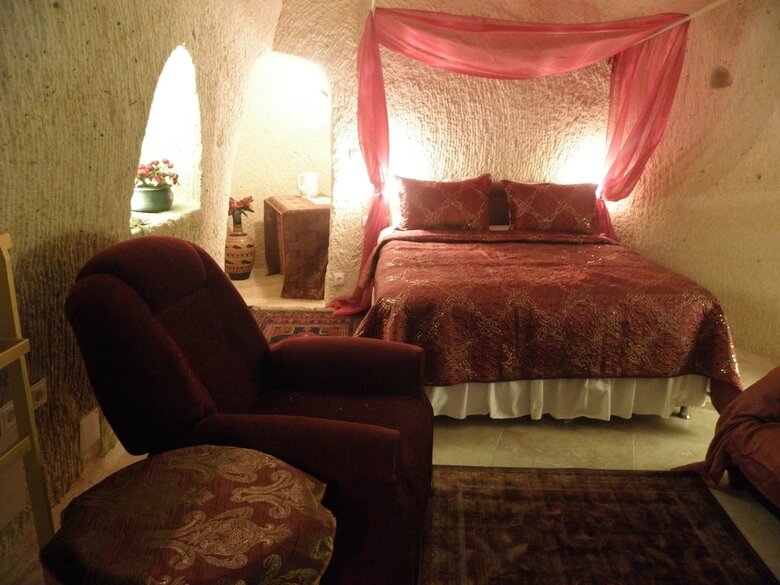 Demisos Caves The Hotel