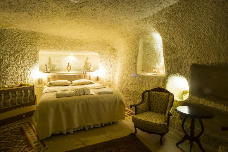 Demisos Caves The Hotel