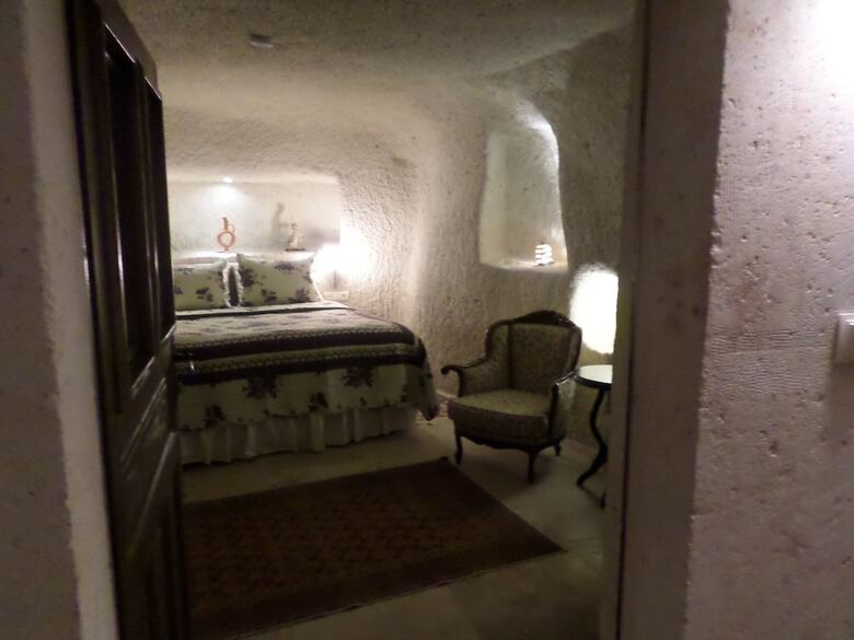 Demisos Caves The Hotel