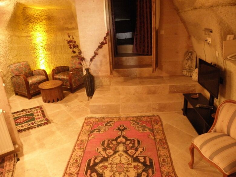 Demisos Caves The Hotel