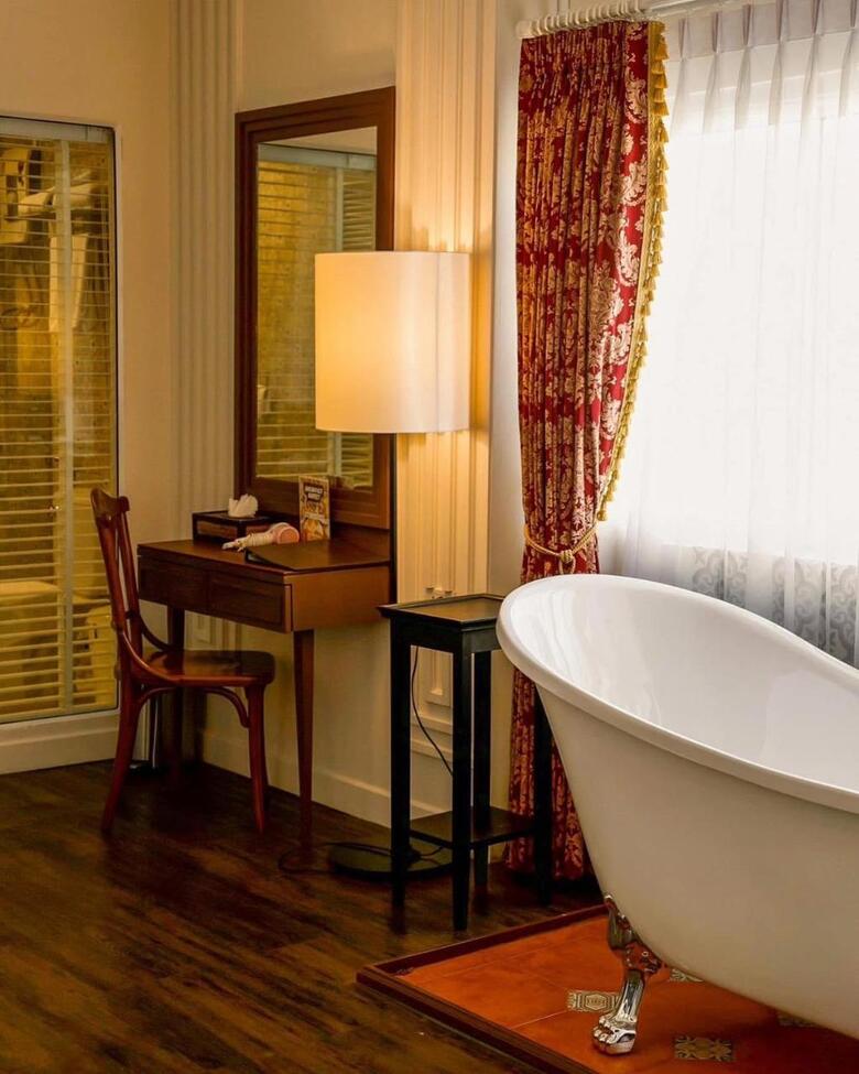 Siam Champs Elyseesi Unique Hotel