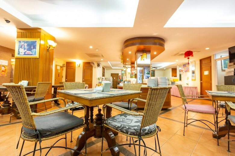 Thipurai Beach Hotel Annex