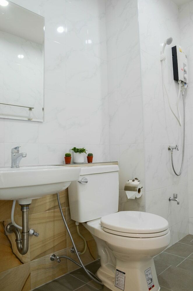 Hotel S2 Airport Residence