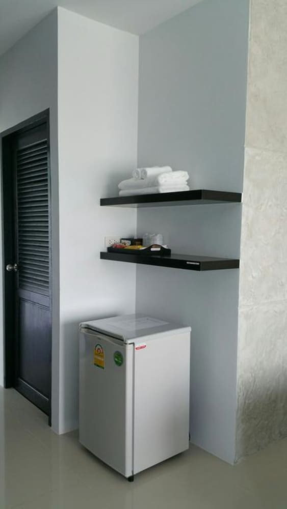 Hotel Phuket Airport Place