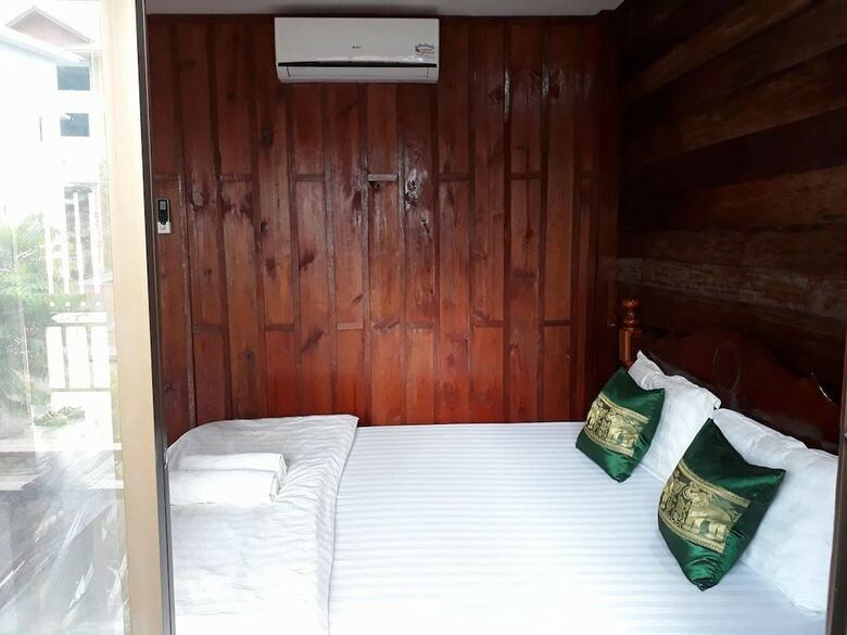 Hotel Phubarn Inn
