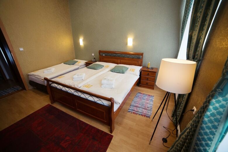 Hotel Bristol