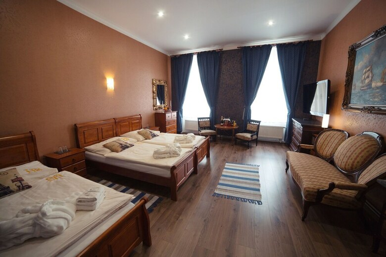 Hotel Bristol