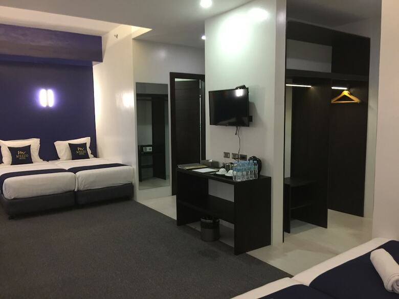 Mezzo Hotel