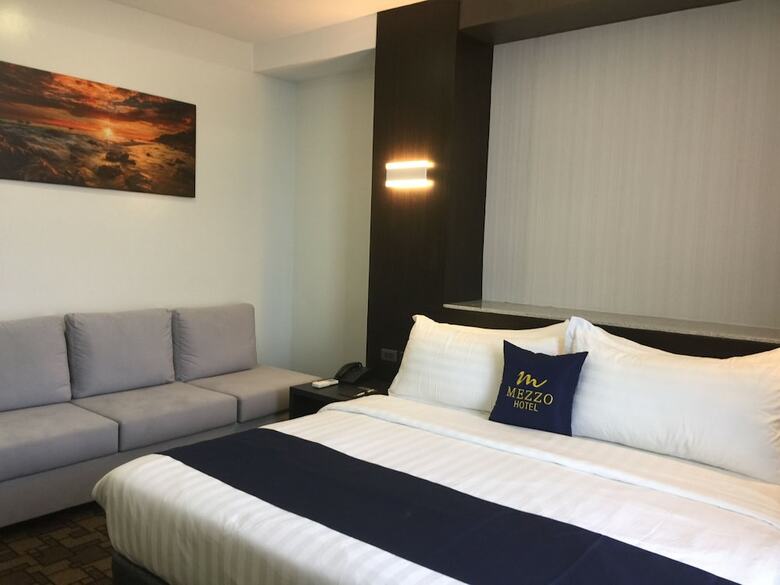 Mezzo Hotel