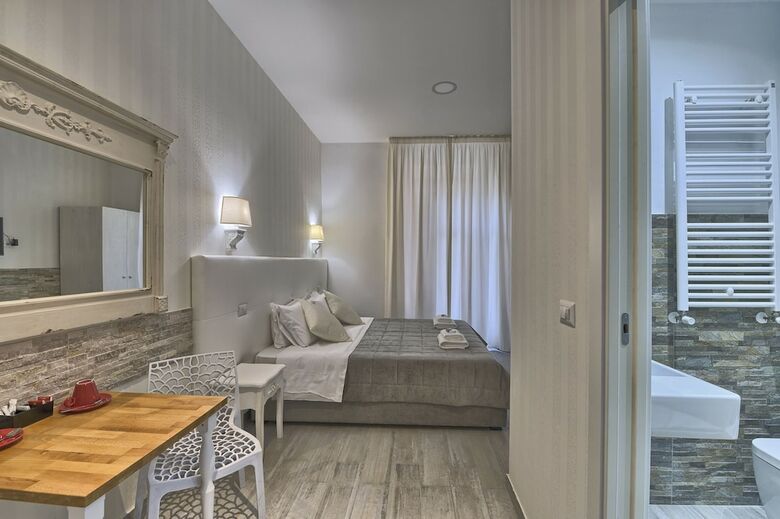 Hotel Vatican Nausicaa
