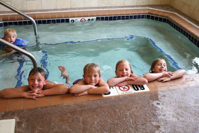 Hotel Expressway Suites Fargo