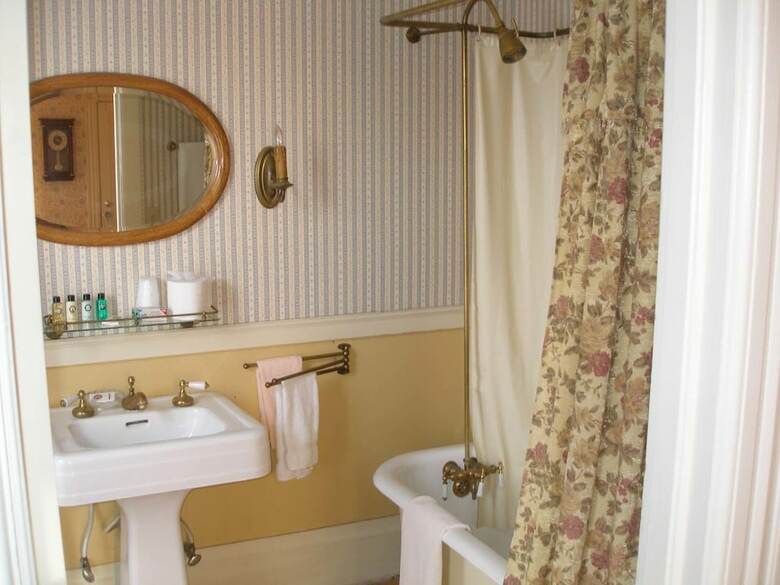 Bed & Breakfast Power's Mansion Inn