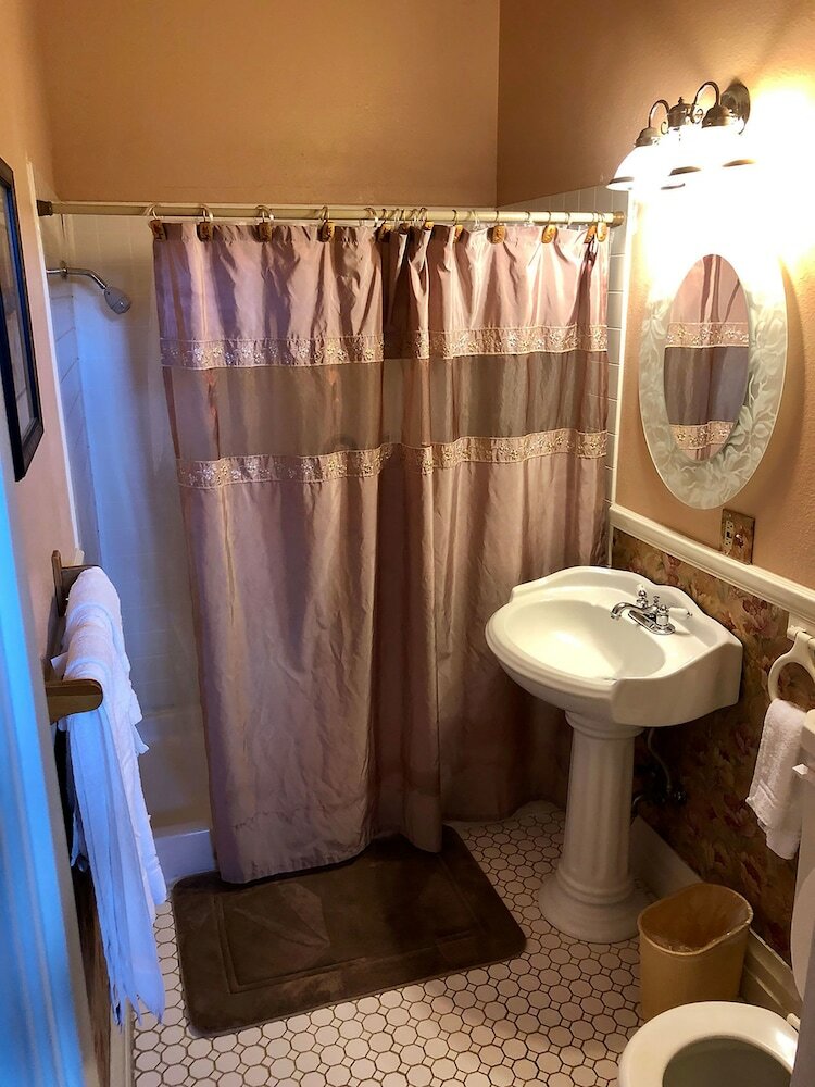 Bed & Breakfast Power's Mansion Inn