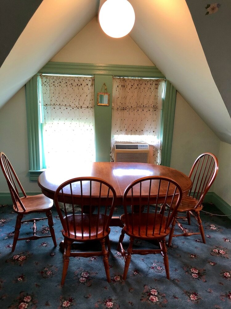 Bed & Breakfast Power's Mansion Inn