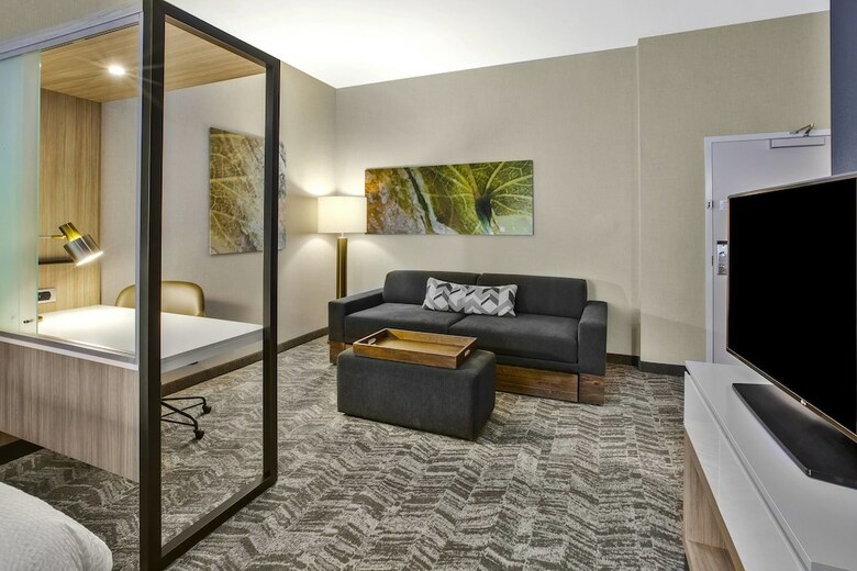 Hotel Springhill Suites By Marriott Pittsburgh Butler/centre City