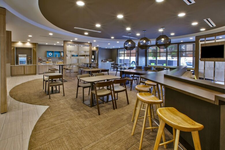 Hotel Springhill Suites By Marriott Pittsburgh Butler/centre City