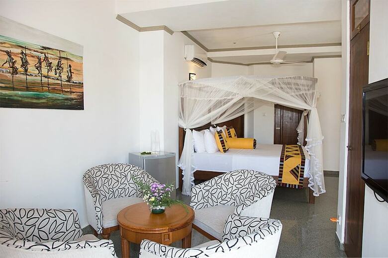 Hotel Suriya Arana