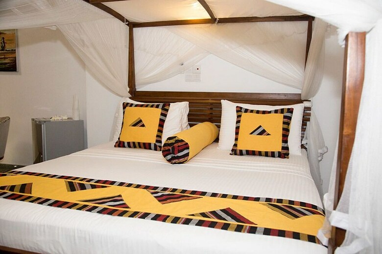 Hotel Suriya Arana