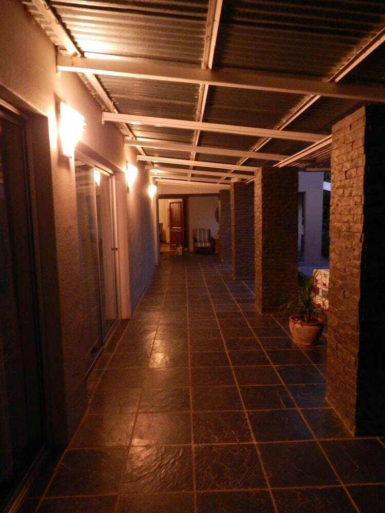 Hotel Border Close Guesthouse