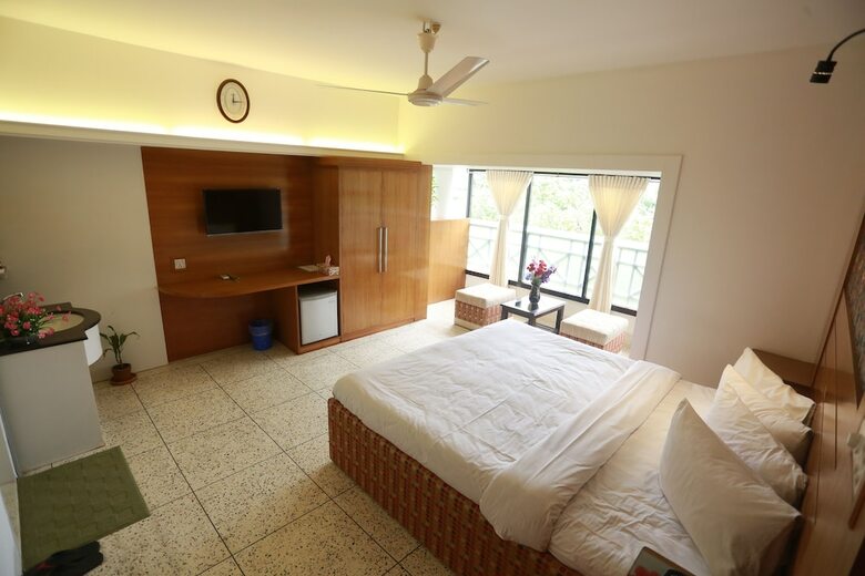 Nagar Valley Hotel