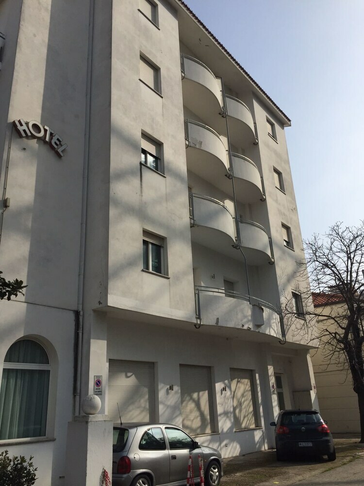 Posada Hotel Ceccarini 9