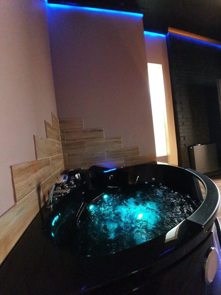 Magic Apartments