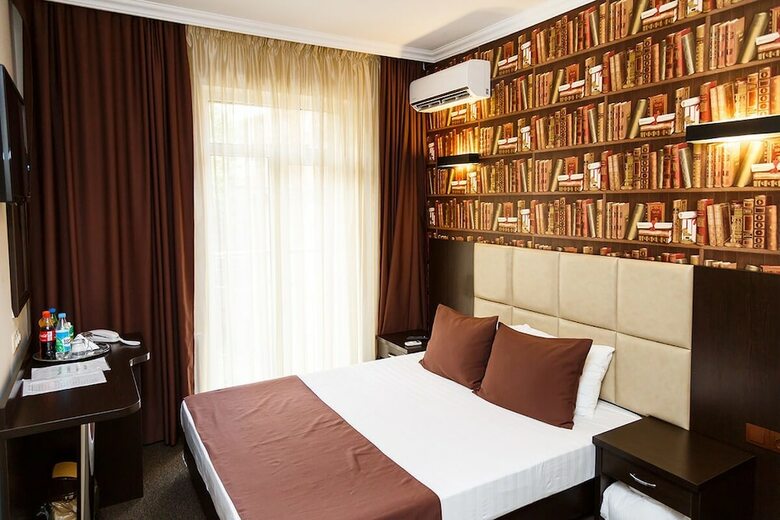 Hotel Marton 20 Let Vlksm